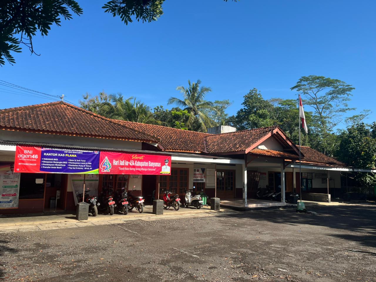 Kantor Desa Plana